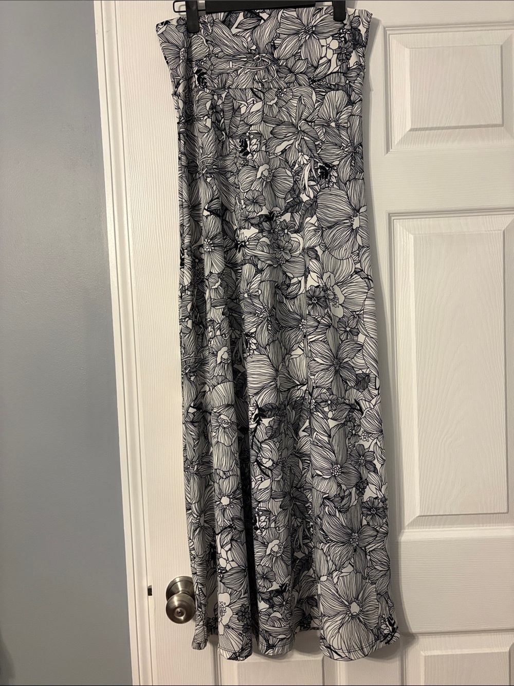 Piphany Black and White Floral Dress